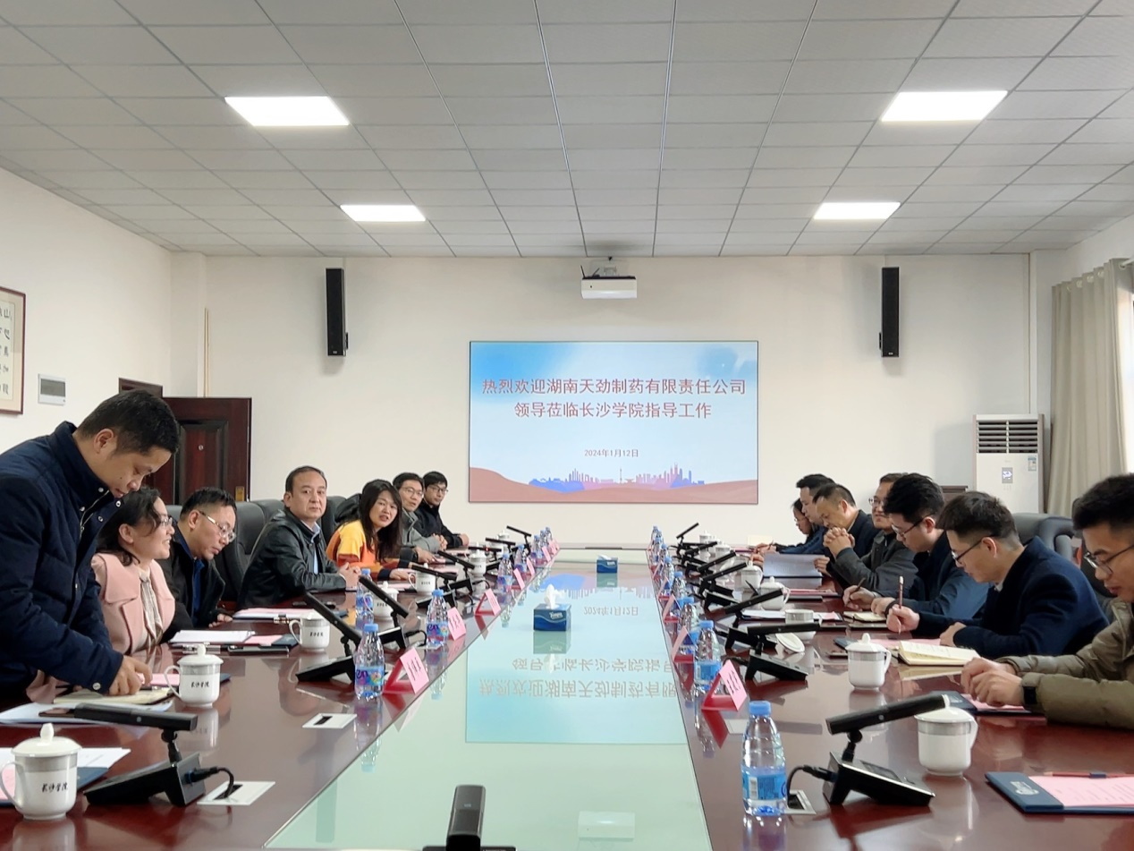 7419a07ab566c58f7be13306342cfb656925ae5e0bf2e 1_看图王.jpg